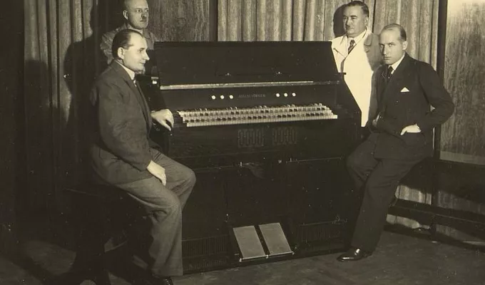 Alois Hába and the sixth-tone harmonium
